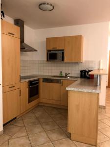 Ett kök eller pentry på Apartment Heijerhof - Top 6