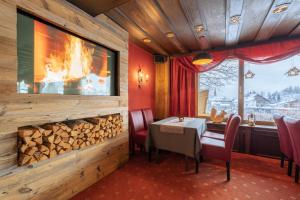 Restauracja lub miejsce do jedzenia w obiekcie Hotel Seelos