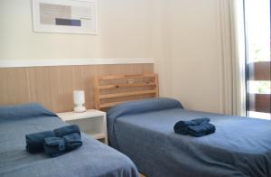Posteľ alebo postele v izbe v ubytovaní 3hab Alamar La Cala de Mijas WIFI AC PISCINA