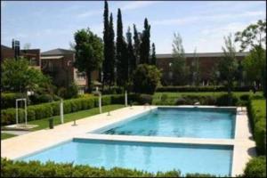 Departamento en el complejo Las Mercedesの敷地内または近くにあるプール