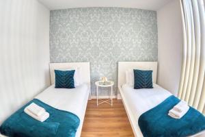 Afbeelding uit fotogalerij van Luxury Two Bed City Apartment -The Hub in Milton Keynes