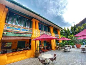 Zgradba, v kateri se nahaja hotel