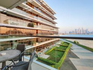 Gallery image of bnbmehomes - Private Beach in a Resort with DJ & Infinity Pool - 10201 in Dubai