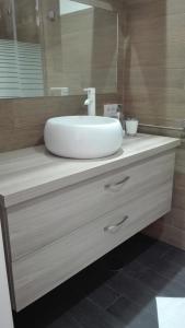 Ένα μπάνιο στο House to relax El Tanque