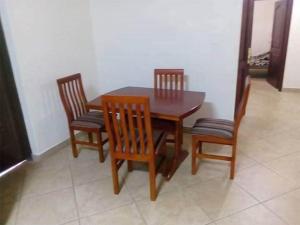 Posezení v ubytování Comfortable apartment in the city of Kampala