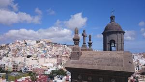 Ein allgemeiner Blick auf Las Palmas de Gran Canaria oder ein Stadtblick von der Ferienwohnung aus
