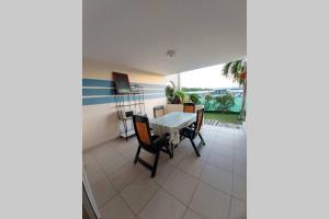 Posezení v ubytování Appartement face à la marina du marin martinique + 13 fotografií