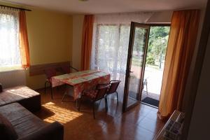 Posedenie v ubytovaní Apartamenty u Ani
