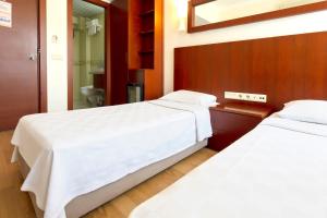 Gallery image of Hotel Pelit in Canakkale +26 photos