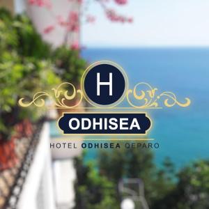 una señal para un hotel odesa orapa en Hotel Odhisea Qeparo, en Qeparo