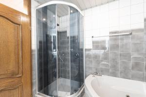 Koupelna v ubytování Hotel Porta Nigra