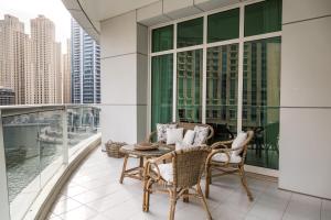Gallery image of HiGuests - Deluxe Apartment With Balcony and Amazing Views in Dubai