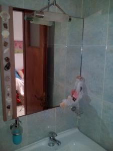 Ванная комната в maria's rooms syros