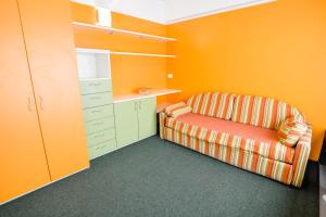 Ruang duduk di Res.Albarè/Solaria Apt.Solandra
