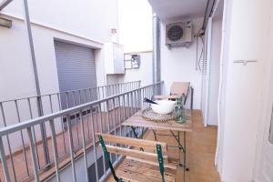 Balkón nebo terasa v ubytování Budget Beach Studio 14