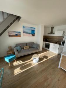 Dapur atau dapur kecil di Le Presbytère des Baraques à Blériot-Plage - Apt 2