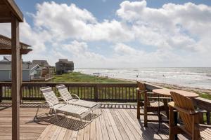 Gallery image of Beach Front on West Beach in Galveston