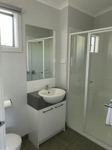 
A bathroom at Warrnambool Holiday Village
