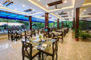 Restaurace v ubytování Gokulam Grand Resort & Spa, Coorg