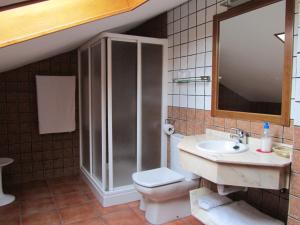 Ένα μπάνιο στο Apartamentos Rurales Casa Baltasar +50 φωτογραφίες