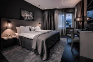 The Lamp Hotel & Spa客房内的一张或多张床位