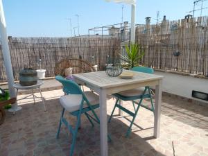 A balcony or terrace at Charming sea-view house in Ostuni with terrace