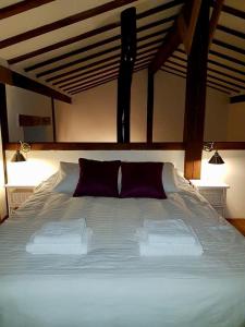 Ένα ή περισσότερα κρεβάτια σε δωμάτιο στο Casa Guareña