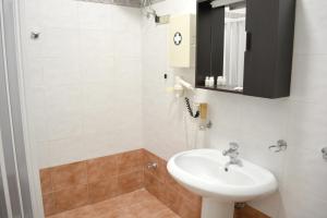 Afbeelding uit fotogalerij van One bedroom appartement with wifi at Reggio Calabria 2 km away from the beach in Reggio di Calabria