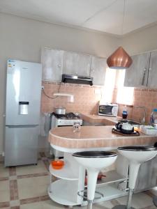 Kupaonica u objektu 2 bedrooms appartement with shared pool enclosed garden and wifi at Melville 5 km away from the beach
