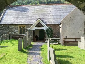 Gallery image of St Mary's in Tal-y-llyn