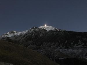 Pogled na planinu ili pogled na planinu iz apartmana