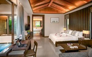 Ein Sitzbereich in der Unterkunft Khanom Beach Resort And Spa
