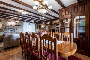 Część wypoczynkowa w obiekcie Hotel - Casa de Turismo Rural Dugium