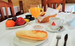 Morgenmad for gæster der bor på Casa Rural Parada Real