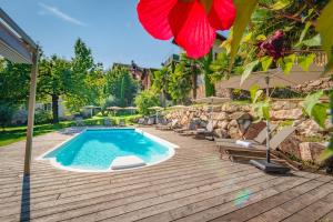 Bazén v ubytování Gartenheim Tramin nebo v jeho okolí