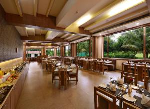 Gallery image of Sarovar Portico Sasangir in Sasan Gir