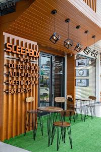 Fotografie z fotogalerie ubytování Sleepbox Hostel Suratthani v destinaci Surat Thani