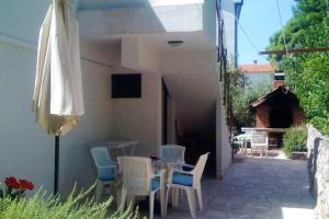 TV a/nebo společenská místnost v ubytování Charming Studio in Zavala - 25 m² - Parking Included