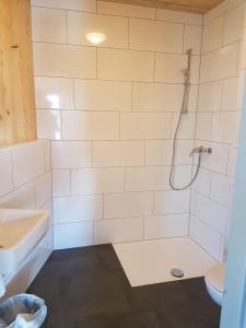 Koupelna v ubytování Jugendgästehaus Gerlosplatte