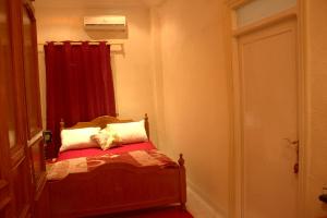 Katil atau katil-katil dalam bilik di 2 bedrooms house with furnished terrace and wifi at Medina Marrakech
