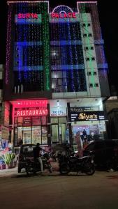 Gambar di galeri bagi Hotel Surya Palace di Chaumu