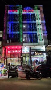 Gambar di galeri bagi Hotel Surya Palace di Chaumu