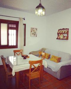 Posezení v ubytování Casa Rural Aya II + 12 fotografií