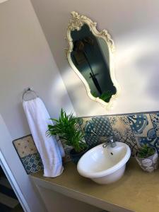 Fotografie z fotogalerie ubytování Red Bench Cottage v destinaci St Helena Bay + 19 fotografií