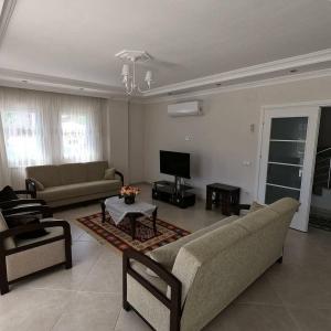 Μια τηλεόραση ή/και κέντρο ψυχαγωγίας στο Villa Ebrar Dalyan