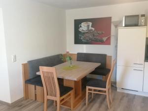 Kuchnia lub aneks kuchenny w obiekcie Ferienhaus Sporer