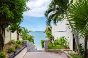 Photo de la galerie de l'établissement Majestic Residence Pool Villas 2 Bedrooms Private Beach, à Pattaya (sud)