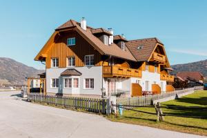 Nespecifikovaný výhled na hory nebo výhled na hory při pohledu z apartmánu