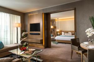 Postel nebo postele na pokoji v ubytování InterContinental Nha Trang by IHG