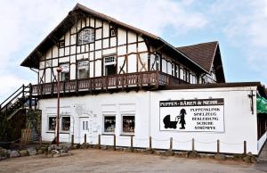 Galeriebild der Unterkunft Hotel Schweizerhaus in Lübeck